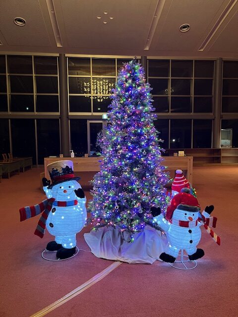 クリスマスツリーが飾られました。 | ブログ | いなさゴルフ倶楽部