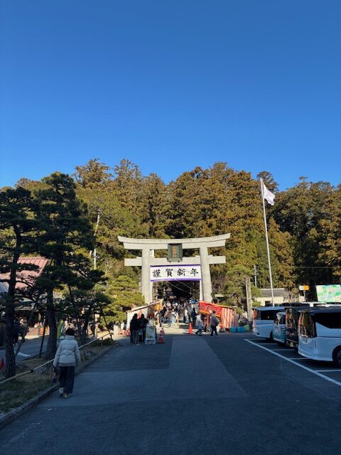 小國神社にて